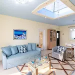 Palaiochora Retreat - Sea Sunset Rooftop アパート *